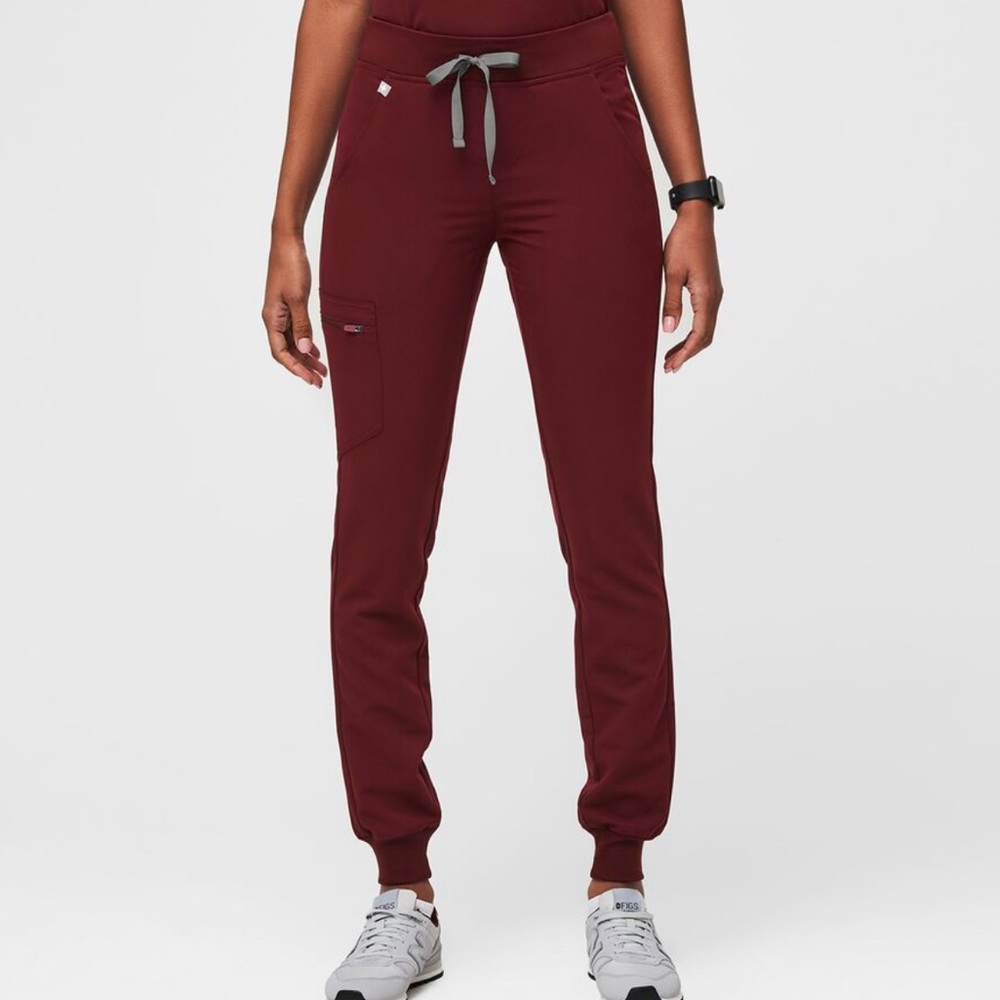 FIGS Burgundy Zamora Jogger Scrub Pants, Size S